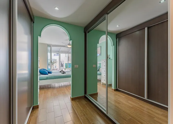 Gorgeous In * كالاو سالفاجي